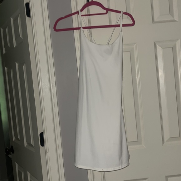 White Halara dress - Picture 5 of 10